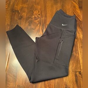 Nike Go Women's Firm-Support High-Waisted Cropped Leggings – Black